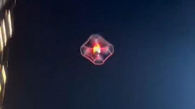 Sự kiện kỷ niệm 50 năm - Drone rơi