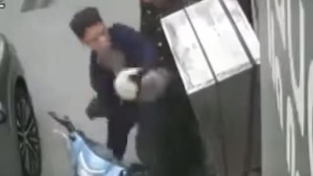 shipper ở Hà Nội bị đánh