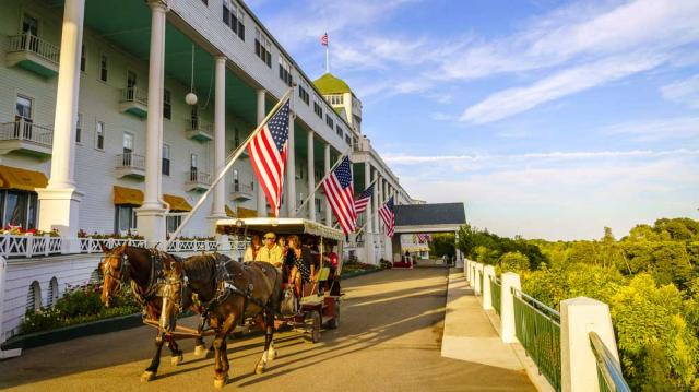 Đảo Mackinac: Nơi duy nhất ở Mỹ cấm ô tô từ năm 1898