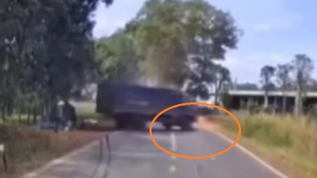 Đồng Nai - Tài xế xe tải nghi cố tình cán người tử vong